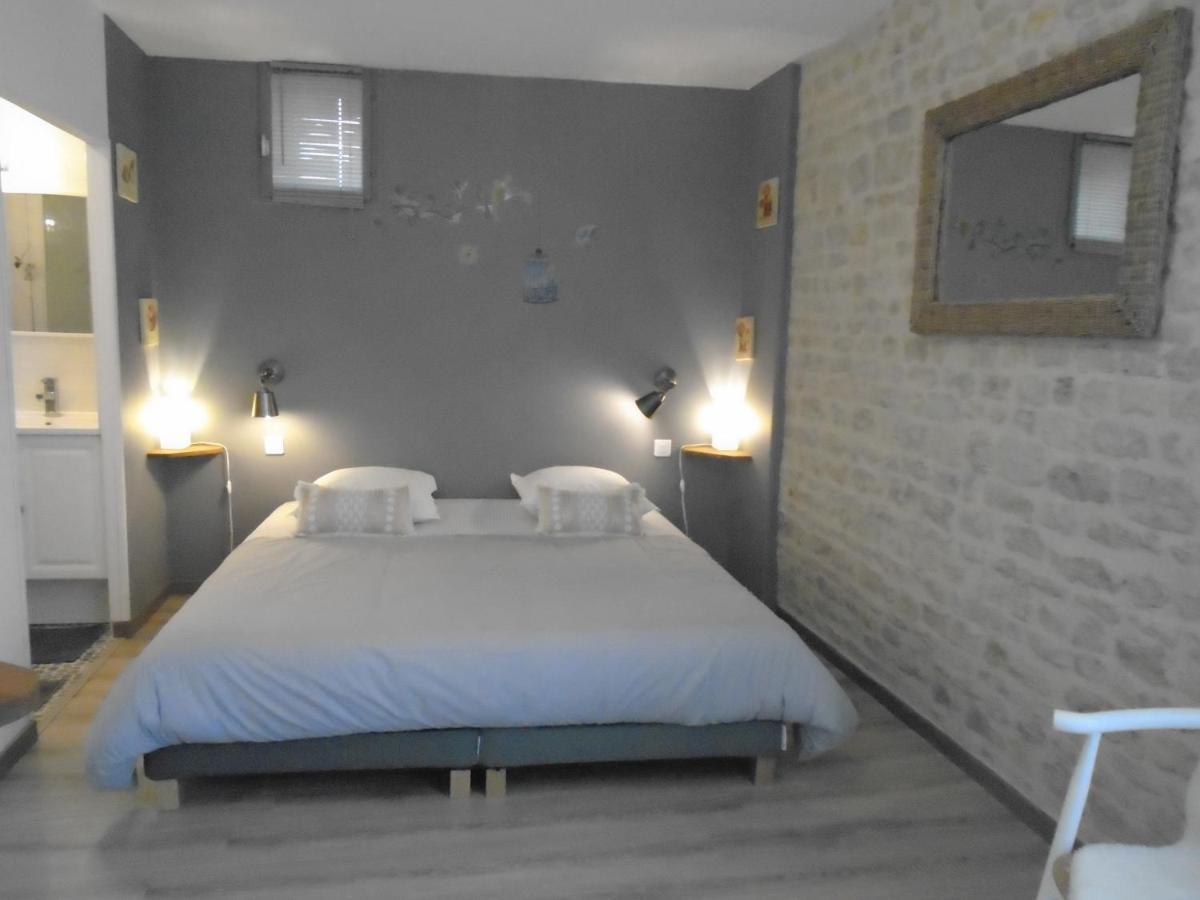 La Colombe Formigny Exterior foto