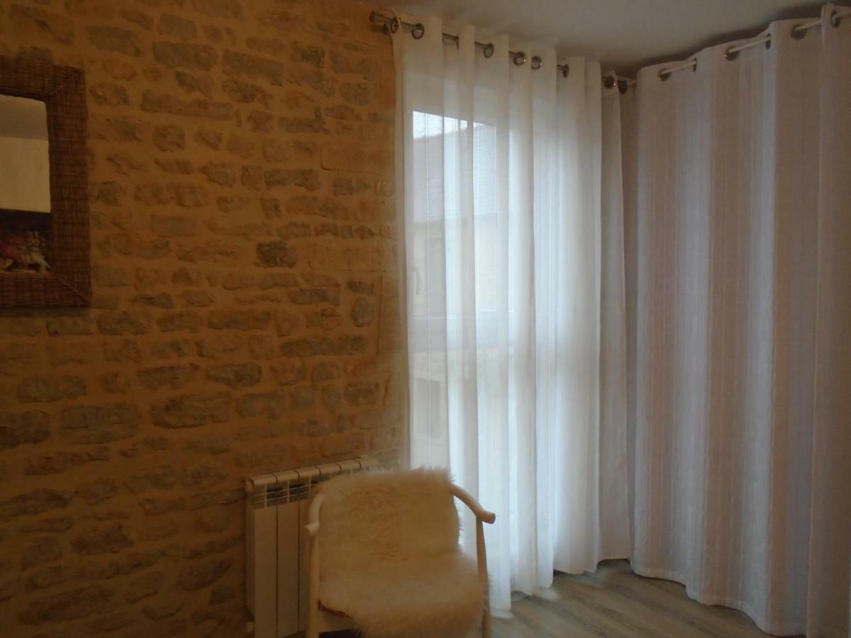 La Colombe Formigny Exterior foto