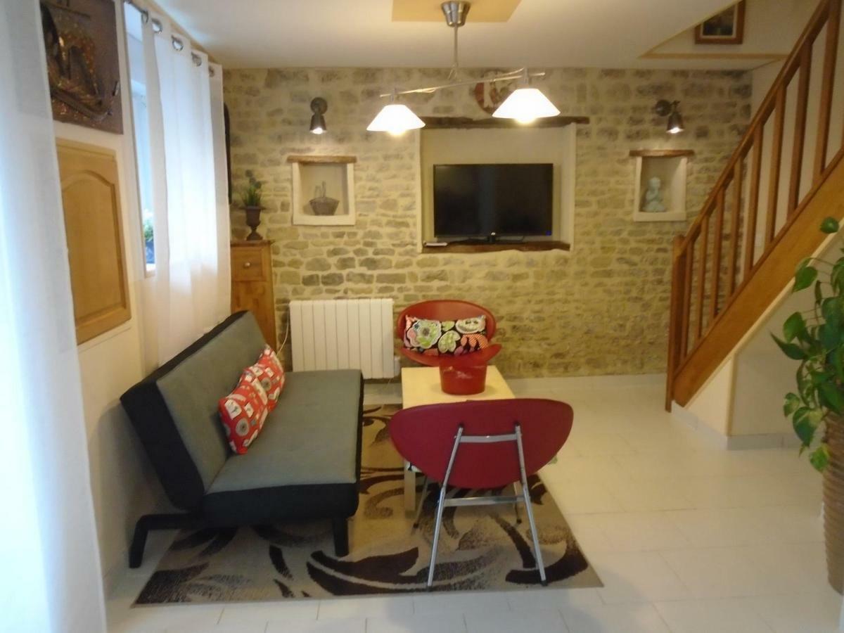 La Colombe Formigny Exterior foto
